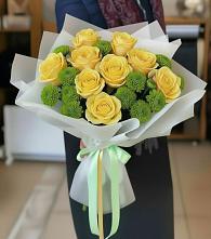 Букет цветов из:  Хризантемы и Розы в Шаумянском
