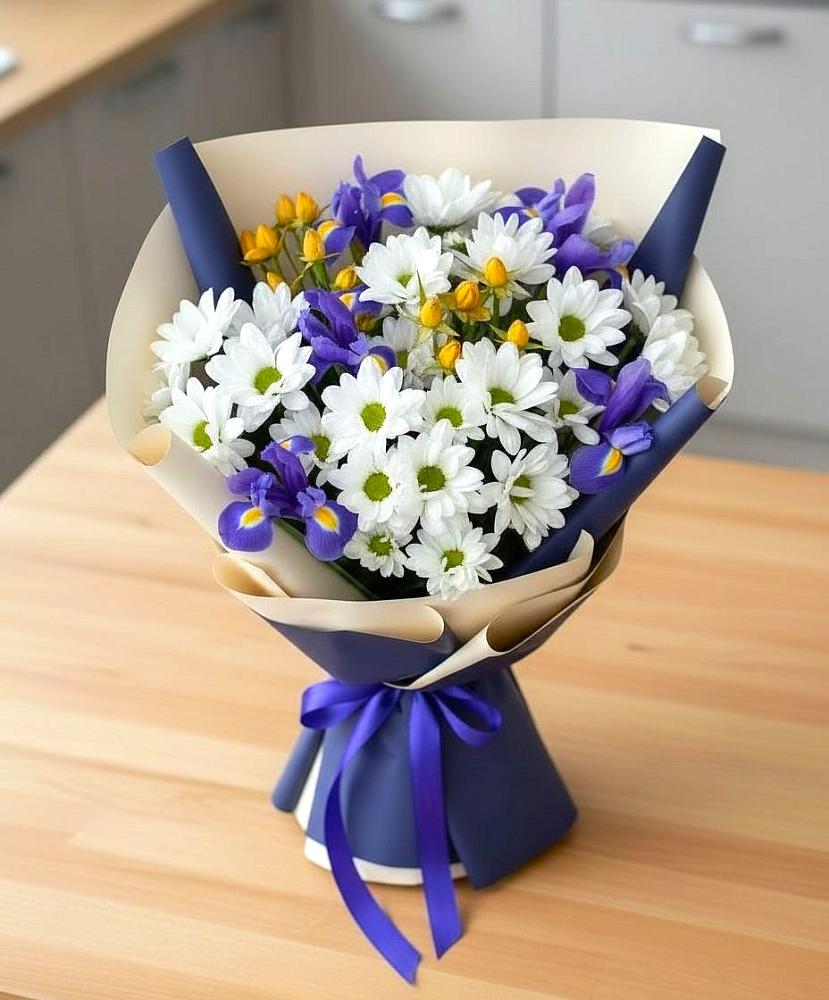 Букет цветов из: Розы, Ирисы и Хризантемы в Шаумянском