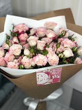 Букет цветов из:  Розы в Шаумянском