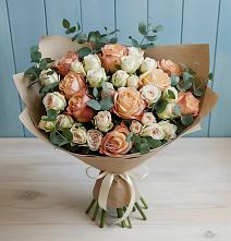 Букет цветов из:  Альстромерии и Розы в Шаумянском