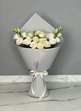 Букет цветов из:  Розы и Лизиантусы в Шаумянском